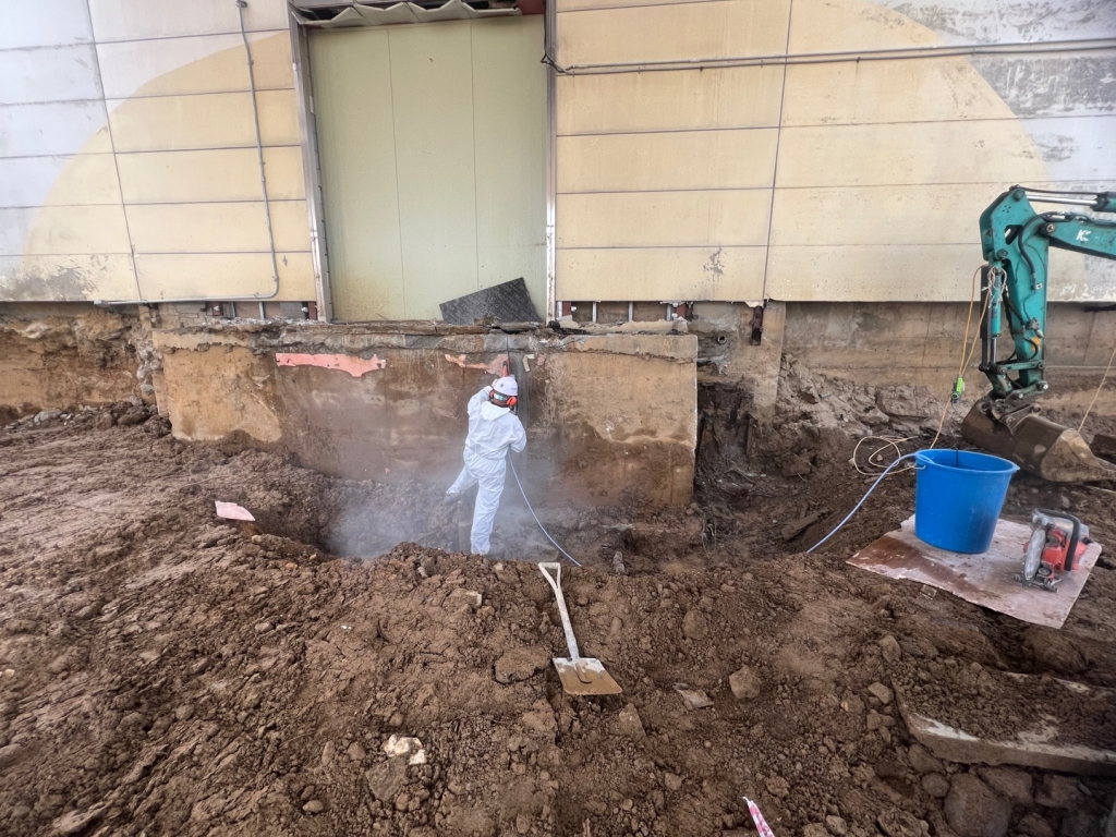 안산 초지역 벽면 절단 커팅작업